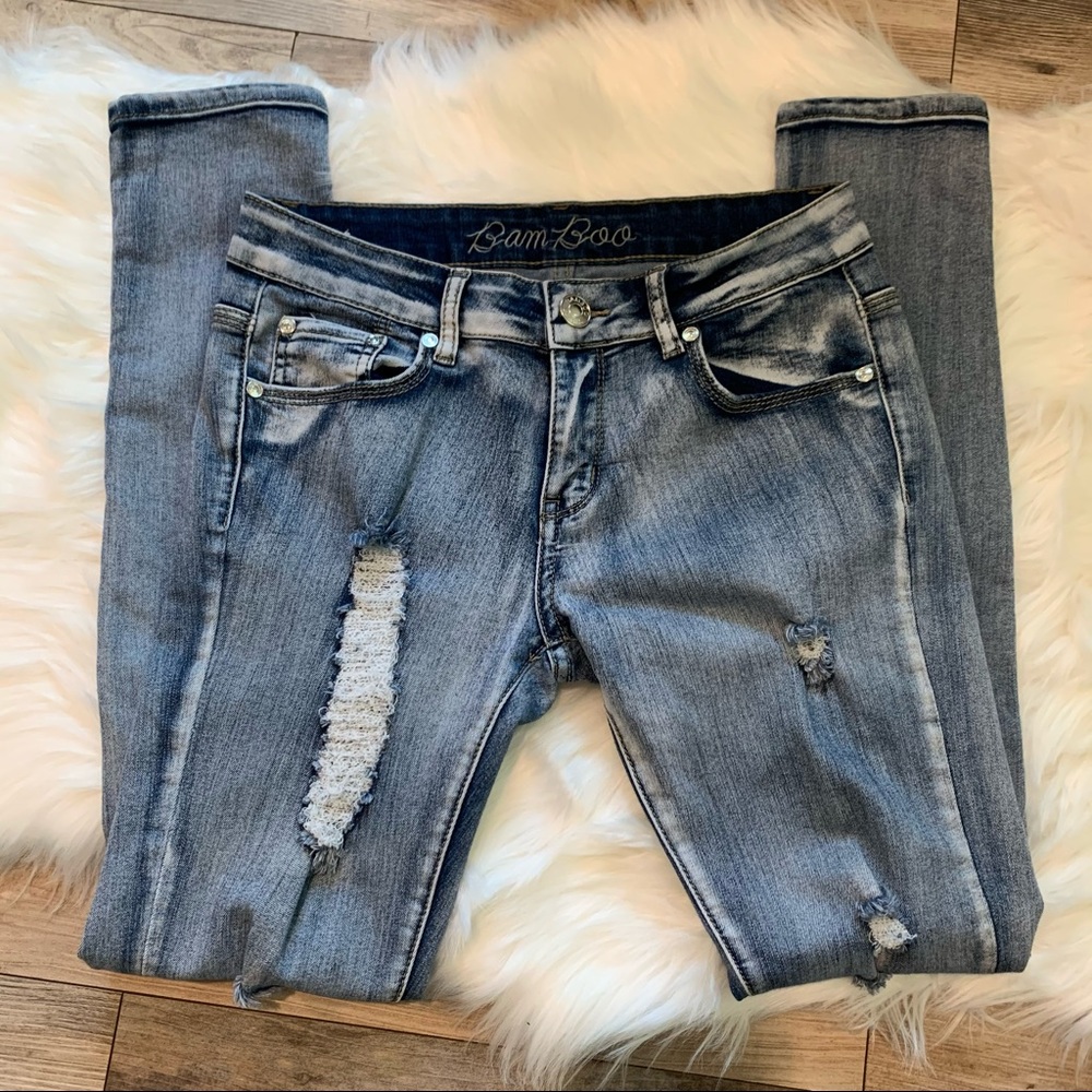 Bamboo Distressed Stretch Skinny Jeans. Super Cute